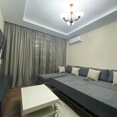 Komatas Modern In Bllok Area *