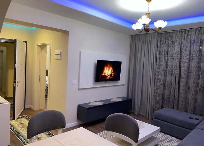 Διαμέρισμα Komatas Modern In Bllok Area Τίρανα