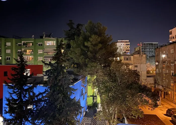 Komatas Modern In Bllok Area Διαμέρισμα *